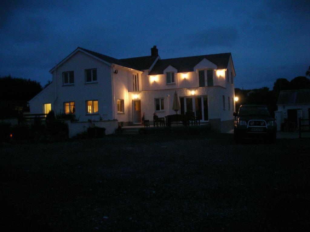 Pantysgyfarnog Near Carmarthenshire Pembrokeshire Hotel Exterior photo